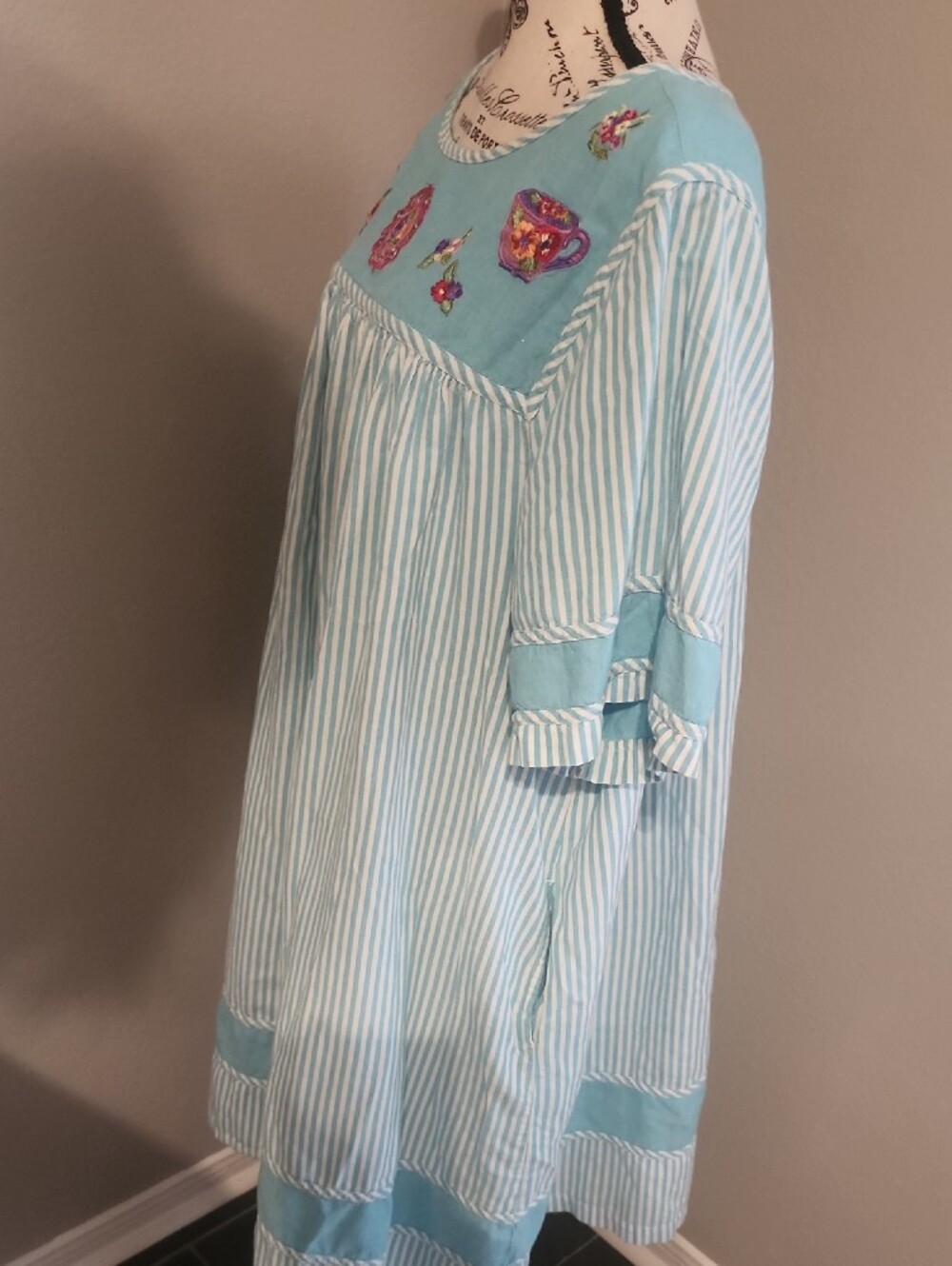 Go Softly Women's Light Blue Embroidered Striped Dress Plus Size 2X - Picture 3 of 6